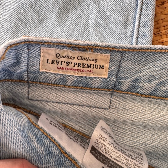 Levis 501 - Picture 2 of 4